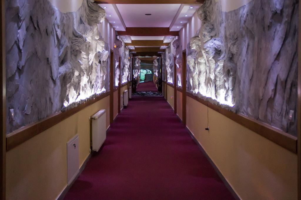 Motel Dani Nova Bila Exteriör bild
