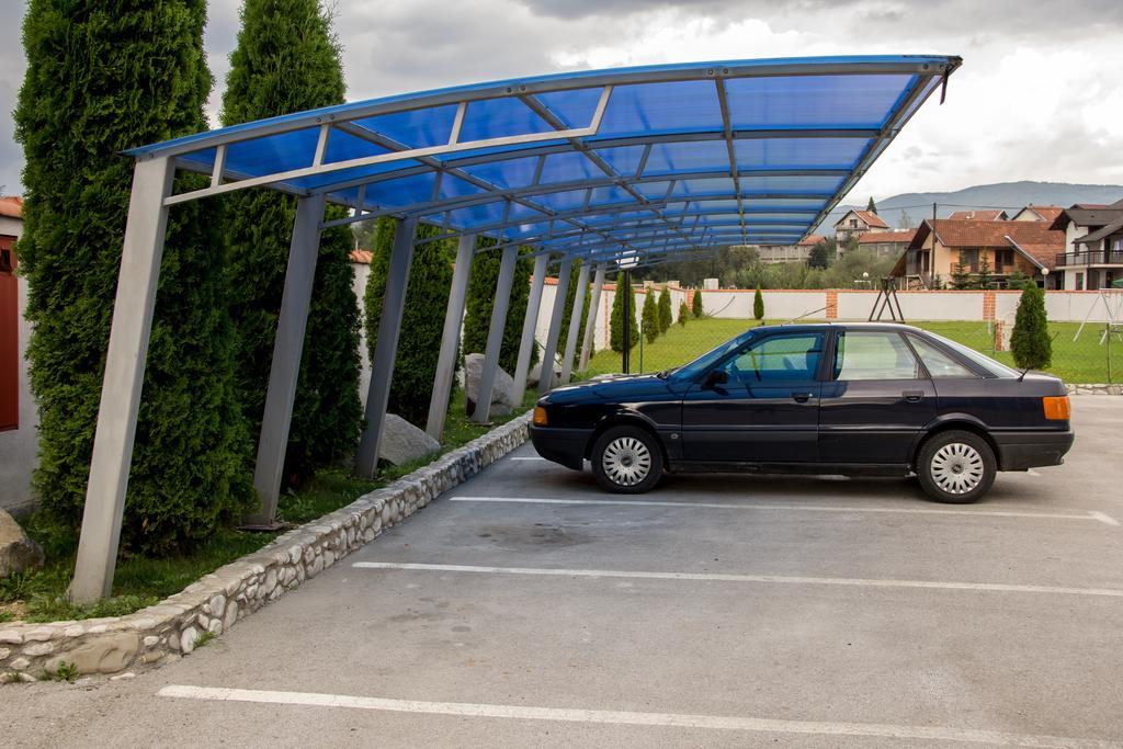 Motel Dani Nova Bila Exteriör bild