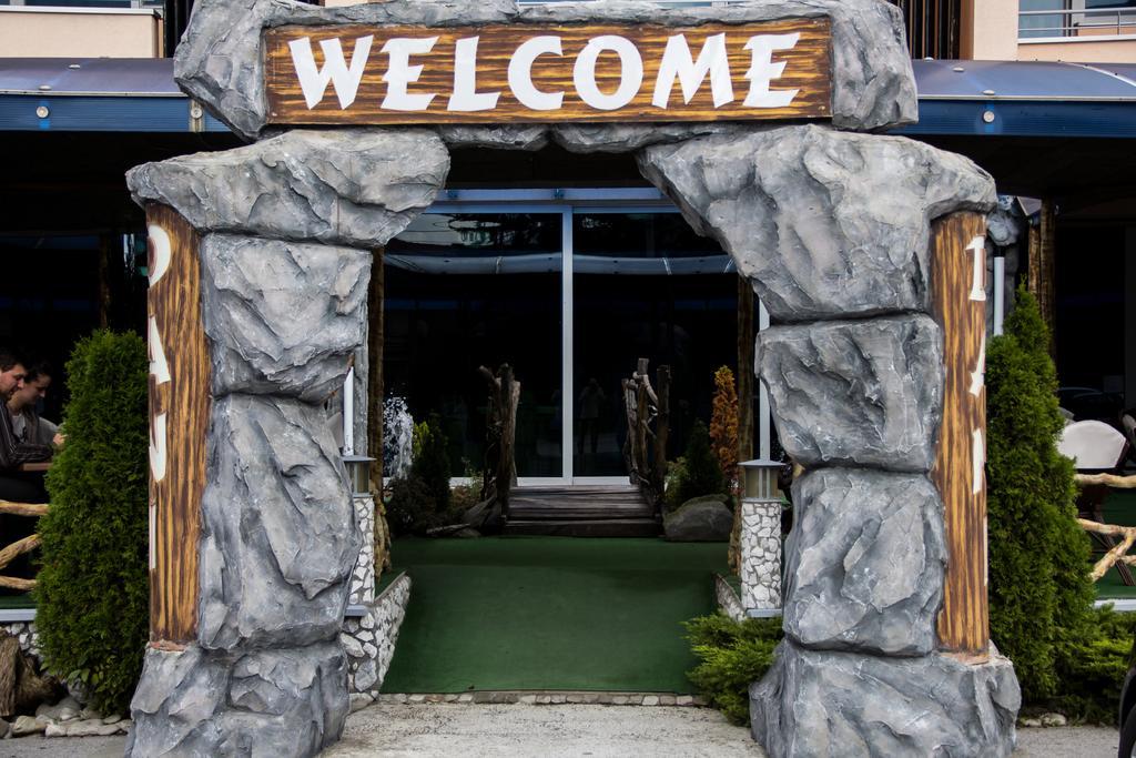 Motel Dani Nova Bila Exteriör bild