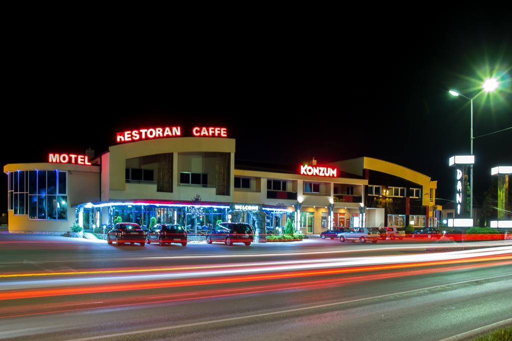 Motel Dani Nova Bila Exteriör bild
